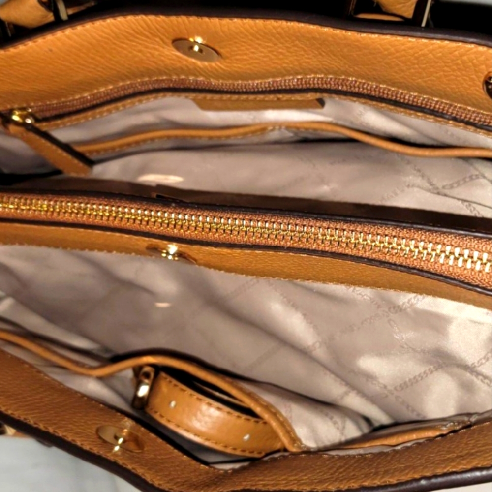 MK Purse